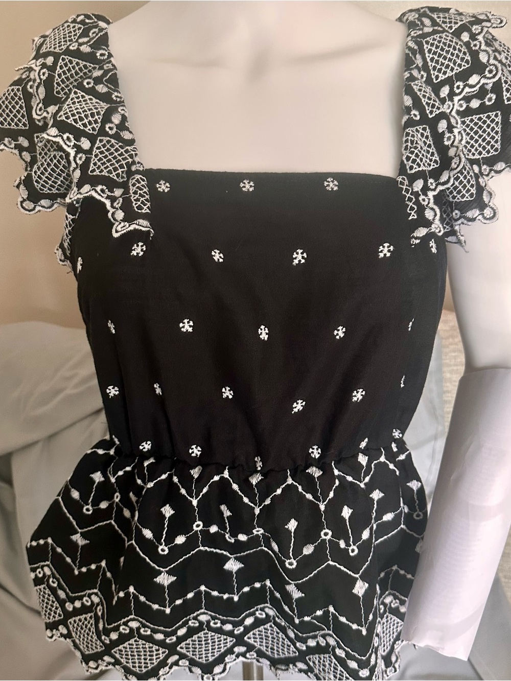 Old Navy Black/White Embroidered blouse XS cottage core peasant casual blouses